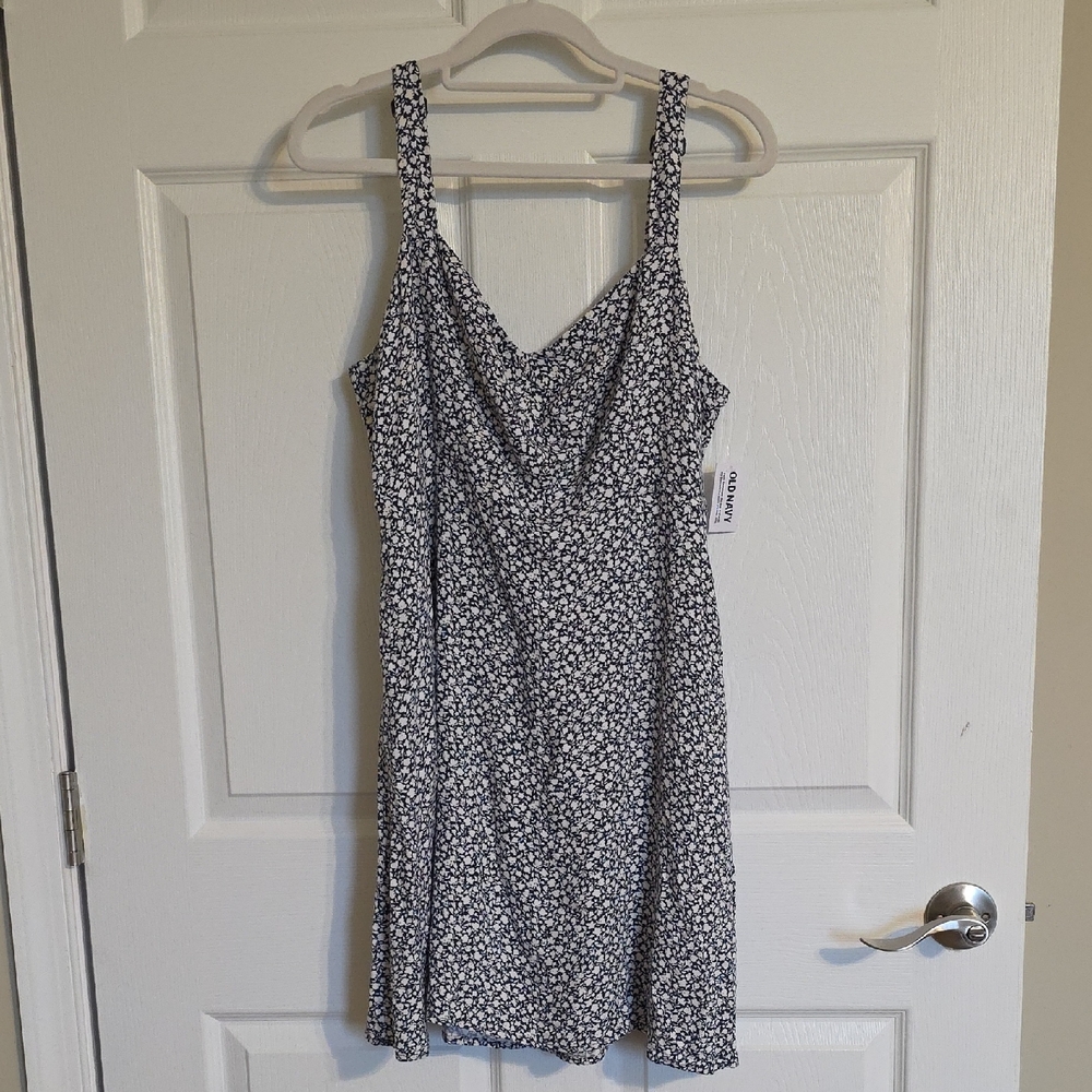 Old Navy Navy and White Floral Mini Dress